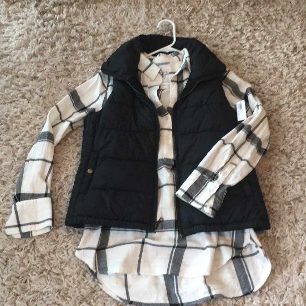 Old navy vest